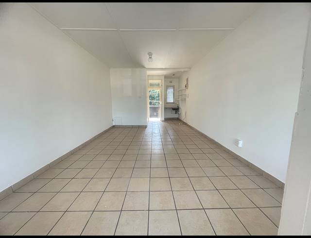 1 BEDROOM APARTMENT TO LET IN SEA VIEW